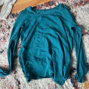Lululemon top!